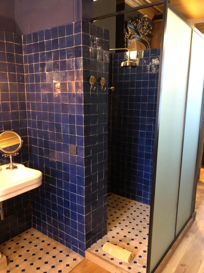 Sint Andries Suites Антверпен Екстериор снимка
