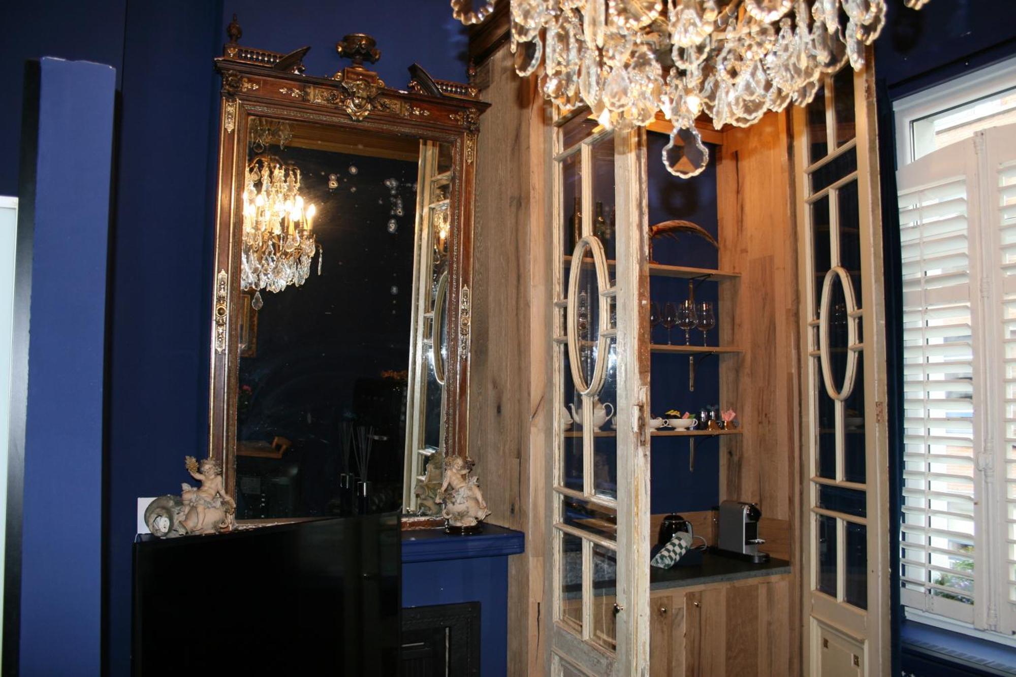 Sint Andries Suites Антверпен Екстериор снимка